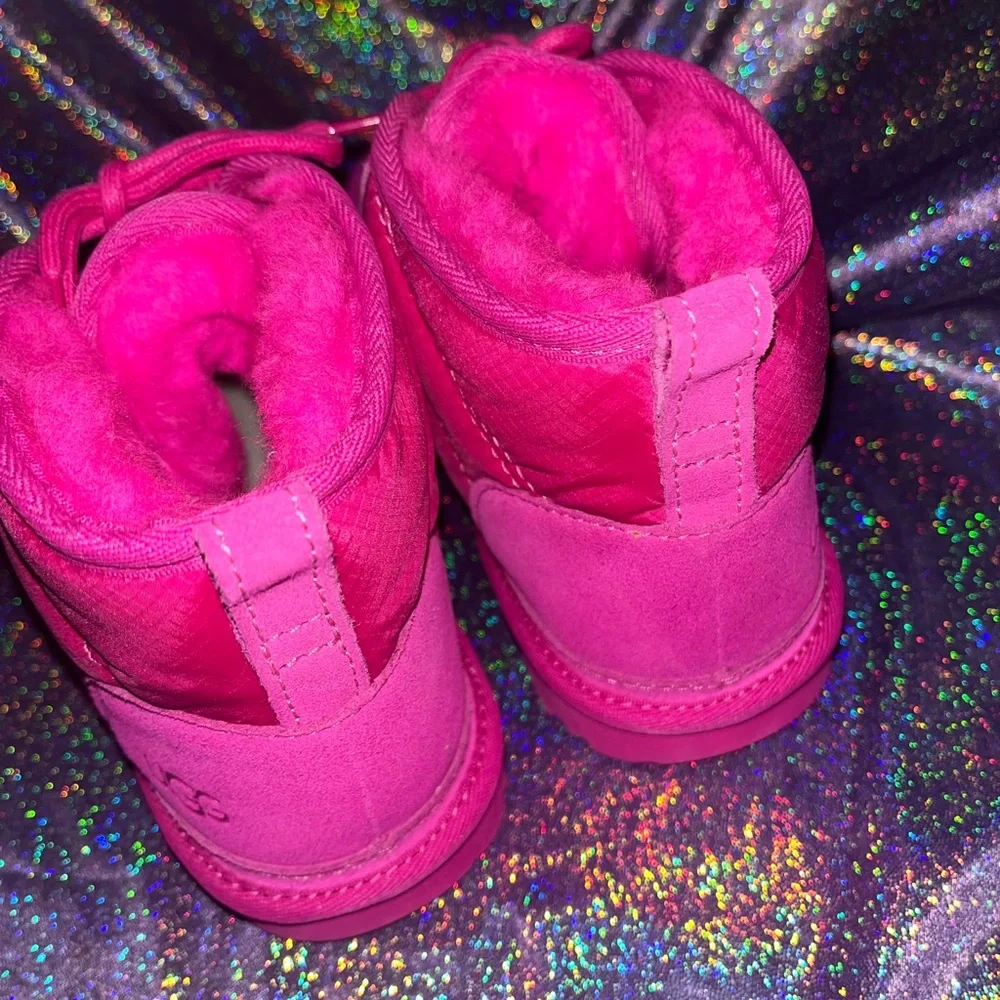 UGG Child Neumel Pink Chukka Boot